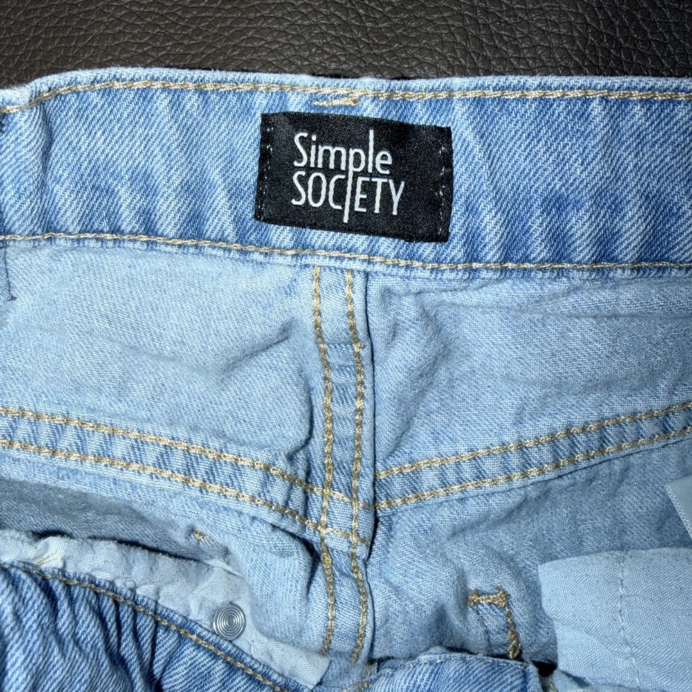High Rise Wide Leg Jeans - Picture 3 of 4
